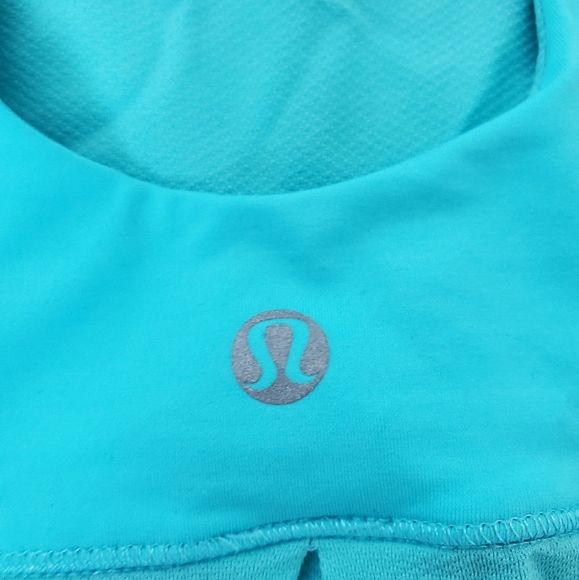 SOLD..Lululemon tame me tank top - Picture 6 of 6